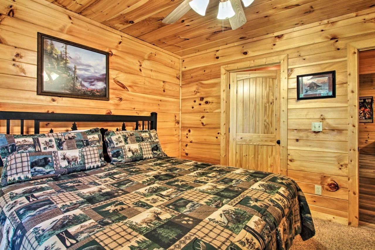 Expansive Gatlinburg Cabin Hot Tub, Deck And Grill! Esterno foto